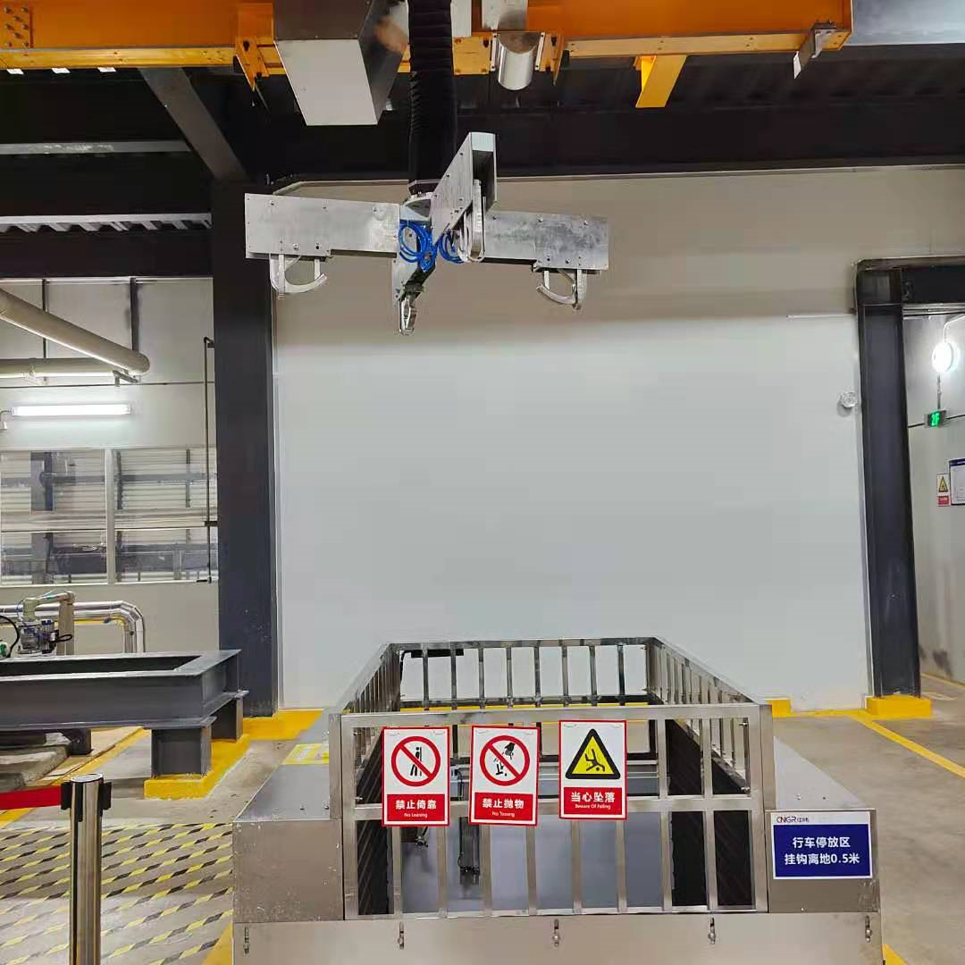 客戶(hù)案例：某知名新能源集團(tuán) 智能倉(cāng)項(xiàng)目.png